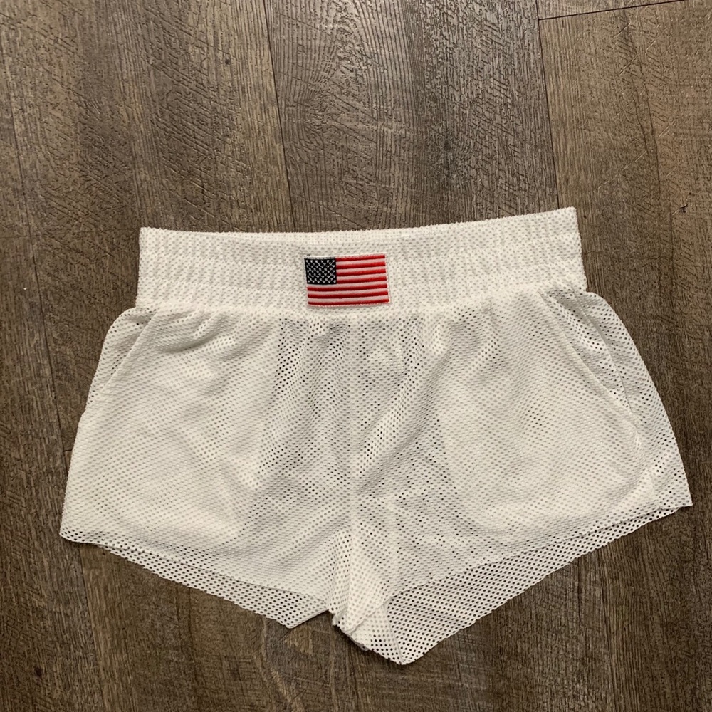 Forever 21 shorts size small 15$